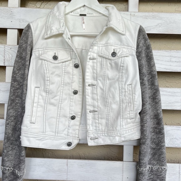 Free People Distressed Knit / Denim Jacket, Gray / White Jean, Medium - Picture 5 of 17